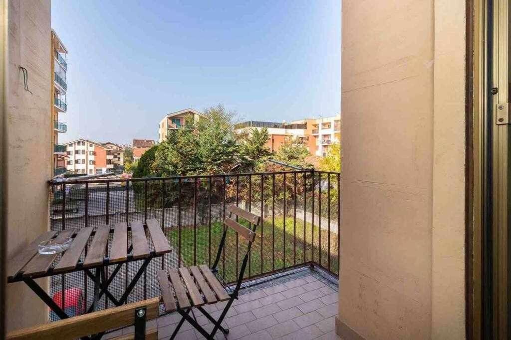 Appartamento A Pochi Passi Dalla Stazione Comodo A Coppie E Famiglie, Casa Ferrucci Collegno Ngoại thất bức ảnh