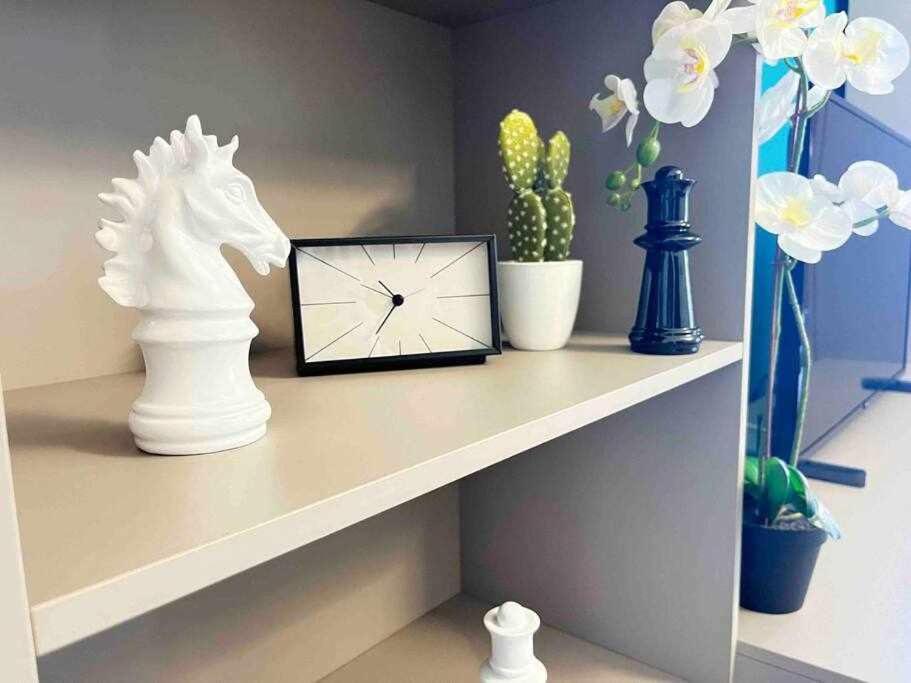 Appartamento A Pochi Passi Dalla Stazione Comodo A Coppie E Famiglie, Casa Ferrucci Collegno Ngoại thất bức ảnh